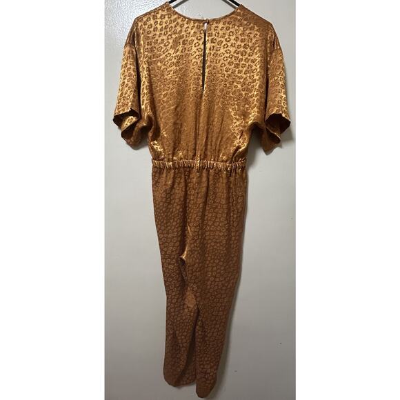 NWT Joie Tau Women's Copper Satin Leopard Printed Wrap Jumpsuit Romper - Size S - Picture 5 of 8